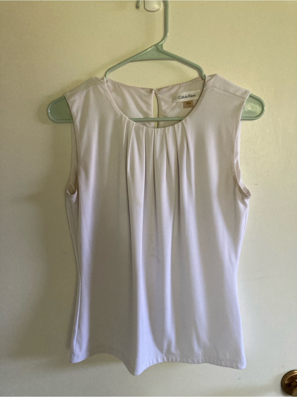 Calvin Klein Light Pink Sleeveless Pleat-Front Camisole Top